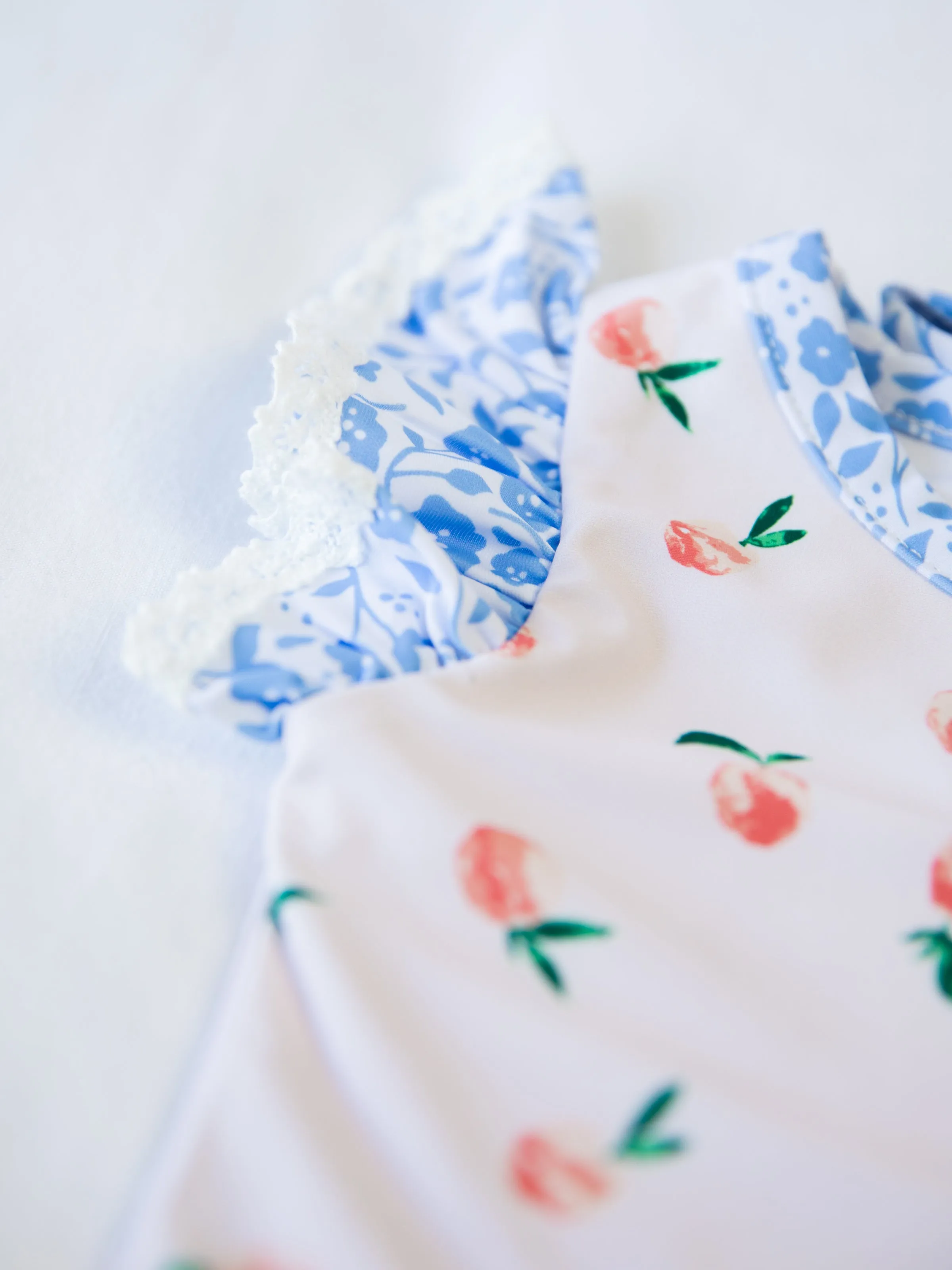 Miki Rash Guard - Peaches
